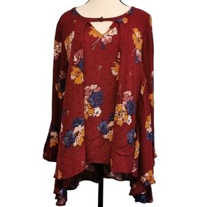 Grace & Lace Floral High-Low Long Sleeve Blouse - Sz M